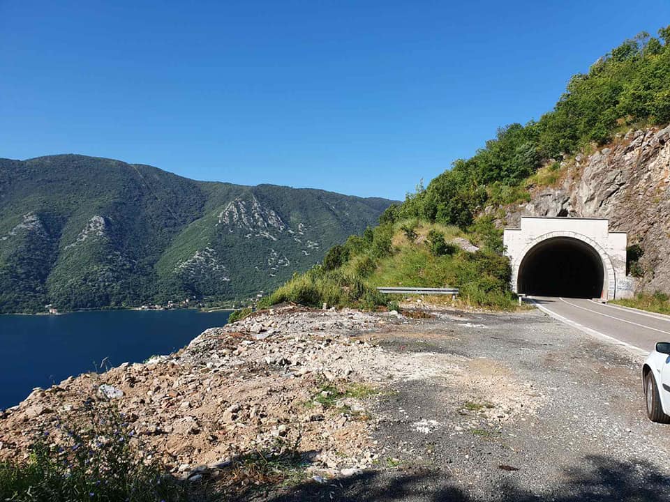 ZA POHVALU NOVA AKCIJA ČIŠĆENJA DOO KOMUNALNO KOTOR