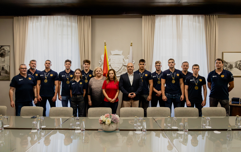 SVEČANI PRIJEM ZA VATERPOLISTE POVODOM EVROPSKOG ZLATA