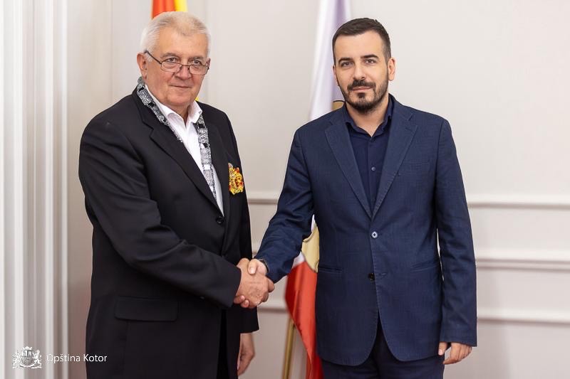 OPŠTINA KOTOR I EVROPSKI RED VINSKIH VITEZOVA POTPISALI MEMORANDUM O SARADNJI