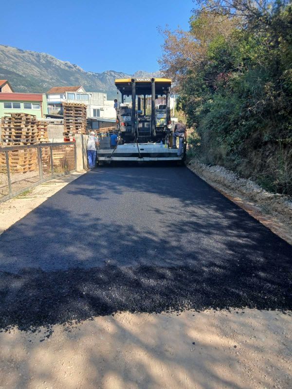 ZAVRŠENO ASFALTIRANJE DIONICE PUTA U DONJEM GRBLJU