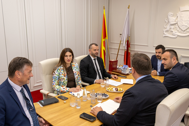 RADNI SASTANAK PREDSJEDNIKA JOKIĆA I...