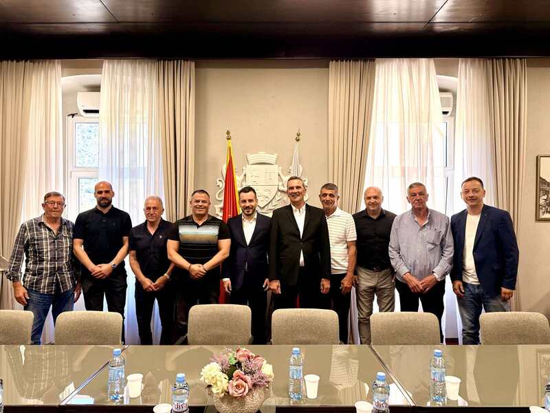 ČELNICI OPŠTINE UGOSTILI PREDSTAVNIKE FUDBALSKIH...