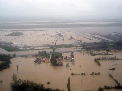 Pomoć poplavljenim  područjima